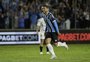 Grêmio define prazos para as voltas de João Pedro e Cuéllar e estabelece plano para reforços