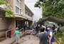 Procura por vacina aumenta nas unidades de saúde de Porto Alegre com inclusão com grupo de 75 anos