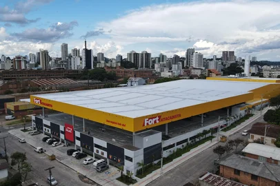 Feirão oferece 250 vagas para nova unidade de rede atacadista em Erechim; saiba como se candidatar<!-- NICAID(16233373) -->