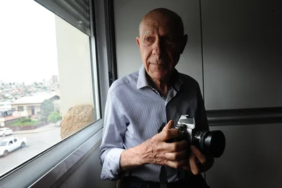 CAXIAS DO SUL, RS, BRASIL (23/10/2020)Aldo Toniazzo, um dos sócios-fundadores do Clube do Fotógrafo de Caxias. (Antonio Valiente/Agência RBS)<!-- NICAID(14624482) -->
