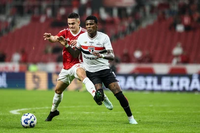 PORTO ALEGRE, RS, BRASIL, 03-08-2025: INTER X SÃO PAULO, Internacional entra em campo para encarar o São Paulo pela 18ª rodada do Brasileirão. Foto: Duda Fortes/Agencia RBS<!-- NICAID(16093753) -->