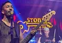 "Foi uma bênção", diz baixista que tocou com Chad Smith, do Red Hot Chili Peppers, em São Paulo