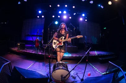 Nesta quarta-feira, 1º de março, às 21h, tem show com  Melina Sarmiento, a One Chica Gypsy Banda, no São Patrício Bar.<!-- NICAID(15359014) -->