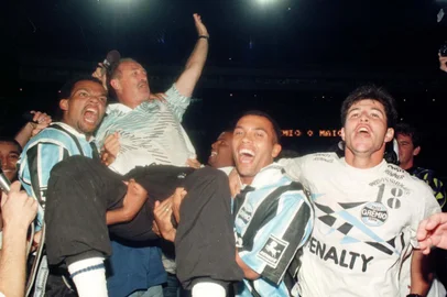 --CRÉDITO: Guaracy Andrade, Agência RBS, 15/12/1996-Decisão do compeonato brasileiro no Estádio Olímpico.Grêmio X Portuguesa.#ENVELOPE:182962--CRÉDITO: Guaracy Andrade, Agência RBS, 15/12/1996-<!-- NICAID(482088) -->