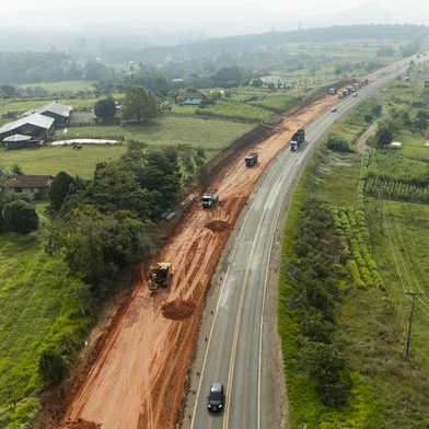 Obras de duplicação da RS-287, na região do município de Tabaí. Foto: Concessionária Rota de Santa Maria / Divulgação<!-- NICAID(16025649) -->
