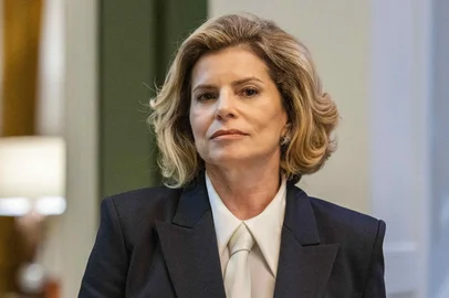 Odete Roitman (Debora Bloch), vale tudo<!-- NICAID(16087830) -->