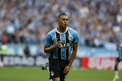 Porto Alegre, RS, Brasil -  Grêmio e Juventude se enfrentam em partida válida pelo Campeonato Brasileiro Série A 2025.Indexador: jeff botega<!-- NICAID(16154324) -->
