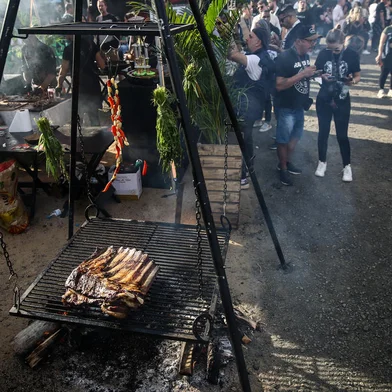 PORTO ALEGRE, RS, BRASIL - 2023.04.22 - Expochurrasco, evento que pode colocar Porto Alegre como a capital mundial do churrasco, acontece no parque Harmonia. (Foto: André Ávila/ Agência RBS)Indexador: Andre Avila<!-- NICAID(15410225) -->