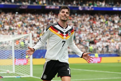 HOUSTON, TEXAS - JUNE 14: Kai Havertz #7 of Germany celebrates scoring his team's seventh goal during the FIFA World Cup 2026 Group E match between Germany and Curacao at Houston Stadium on June 14, 2026 in Houston, Texas.   Alexander Hassenstein/Getty Images/AFP (Photo by ALEXANDER HASSENSTEIN / GETTY IMAGES NORTH AMERICA / Getty Images via AFP)<!-- NICAID(16306058) -->