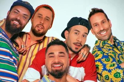 Jeito Moleque<!-- NICAID(15685613) -->