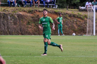 CAXIAS DO SUL, RS, BRASIL, 11/01/2023. Útimo treino jogo do Juventude antes do Gaúchão 2023. (Neimar De Cesero/Agência RBS).<!-- NICAID(15319119) -->