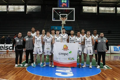 Grupo do Caxias Basquete na Liga de Desenvolvimento (LDB) 2025.<!-- NICAID(16091685) -->