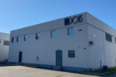 RDois<!-- NICAID(15472334) -->
