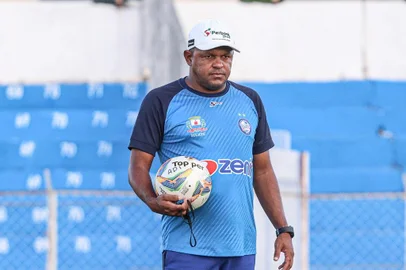 técnico Washington, do Iguatu, adversário do Juventude na 1ª fase da Copa do Brasil 2024<!-- NICAID(15665047) -->
