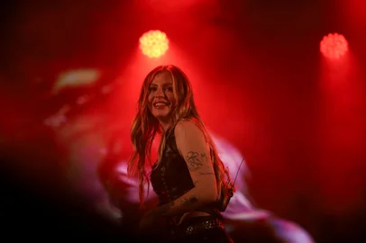 Show da cantora Luisa Sonza em Tuparendi<!-- NICAID(15860750) -->