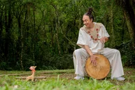 Girafa da Cerquinha, com Richard Serraria, chega a Caxias do Sul nesta semana.<!-- NICAID(16066062) -->