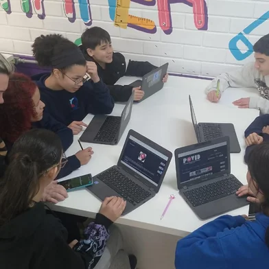 Festival estudantil de videopoesia premia alunos caxienses na próxima segunda-feira<!-- NICAID(16118108) -->