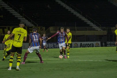 Caxias enfrenta o São Bernardo pela Copa Sul-Sudeste<!-- NICAID(16280315) -->