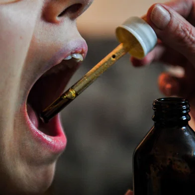 CAXIAS DO SUL, RS, BRASIL, 30/05/2023. Família caxiense tem autorização para produção de óleo de cannabis. (Neimar De Cesero/Agência RBS)Indexador: NEIMAR DE CESERO<!-- NICAID(15445824) -->