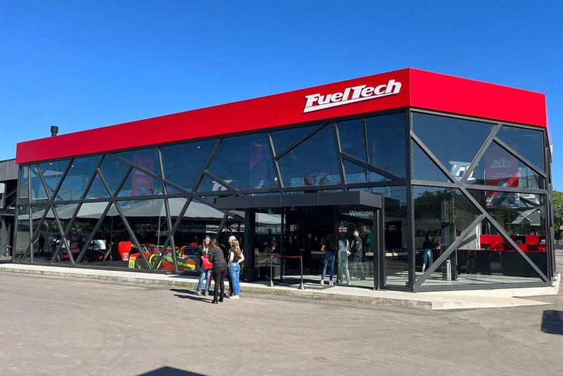 Inauguração da nova sede da Fueltech<!-- NICAID(15603184) -->