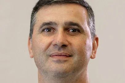 Faleceu na última quarta-feira (19), em Porto Alegre, aos 55 anos, o professor Paulo Ricardo Tavares Xis. Ele foi vítima de um linfoma.<!-- NICAID(15999875) -->