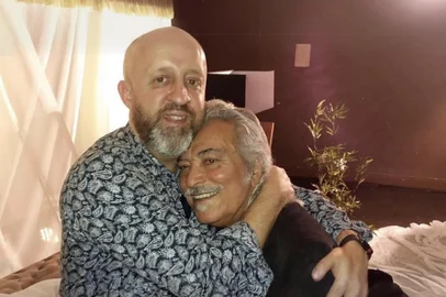 carpinejar e pedro ortaça<!-- NICAID(16296865) -->