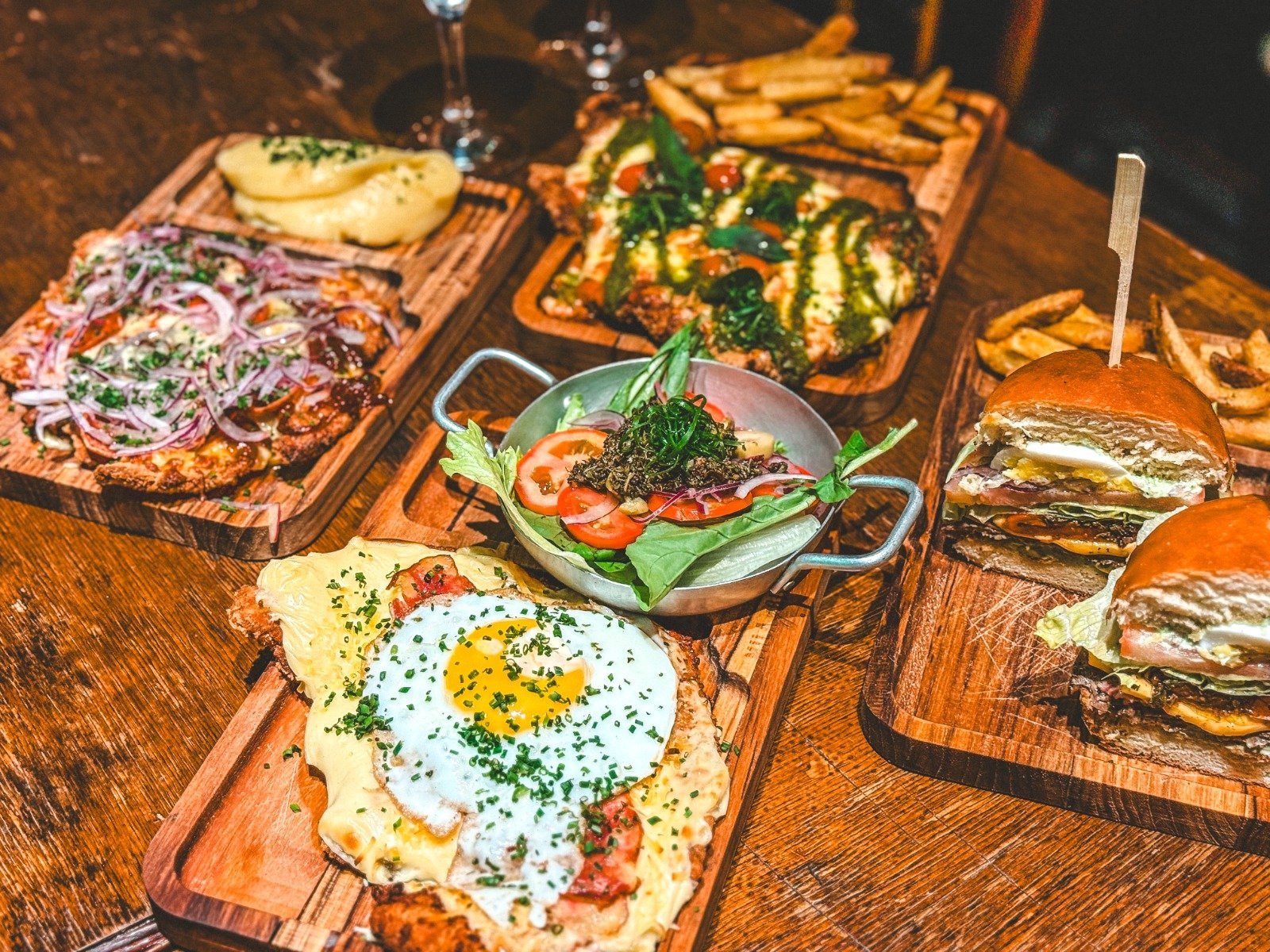 Onde comer milanesa e empanadas estilo rio-platenses em Porto Alegre ...