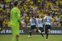 BRASIL E ARGENTINA ELIMINATÓRIAS COPA 2026RJ - BRASIL-ARGENTINA-ELIMINATÓRIAS-COPA-2026 - ESPORTES - O jogador Otamendi da Argentina comemora gol durante a partida entre Brasil e Argentina, válido pela eliminatórias da Copa do Mundo 2026. Realizado no estádio Maracanã na cidade do Rio de Janeiro, (RJ), nesta Terça-feira (21). 21/11/2023 - Foto: DHAVID NORMANDO/FUTURA PRESS/FUTURA PRESS/ESTADÃO CONTEÚDOEditoria: ESPORTESLocal: RIO DE JANEIROIndexador: DHAVID NORMANDOFotógrafo: FUTURA PRESS<!-- NICAID(15604966) -->
