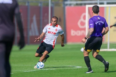 Mercado participou de jogo-treino do Inter contra o Sindicato