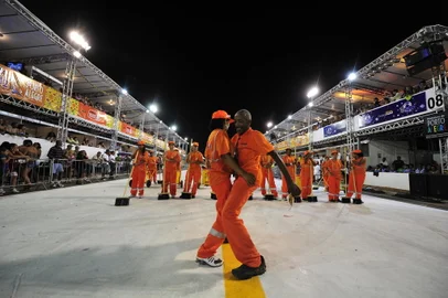 PORTO ALEGRE,RS, BRASIL, 18/02/2012FOTO:DIEGO VARA / ZERO HORADesfiles oficiais do Carnaval 2012 em Porto Alegre - Complexo Cultural do Porto Seco<!-- NICAID(7965760) -->