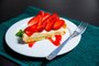 PORTO ALEGRE, RS, BRASIL, 12/11/2015 : Caderno Destemperados - Guia do Espumante + 6 receitas. (Omar Freitas/Agência RBS)Indexador: Omar Freitas<!-- NICAID(11823079) -->
