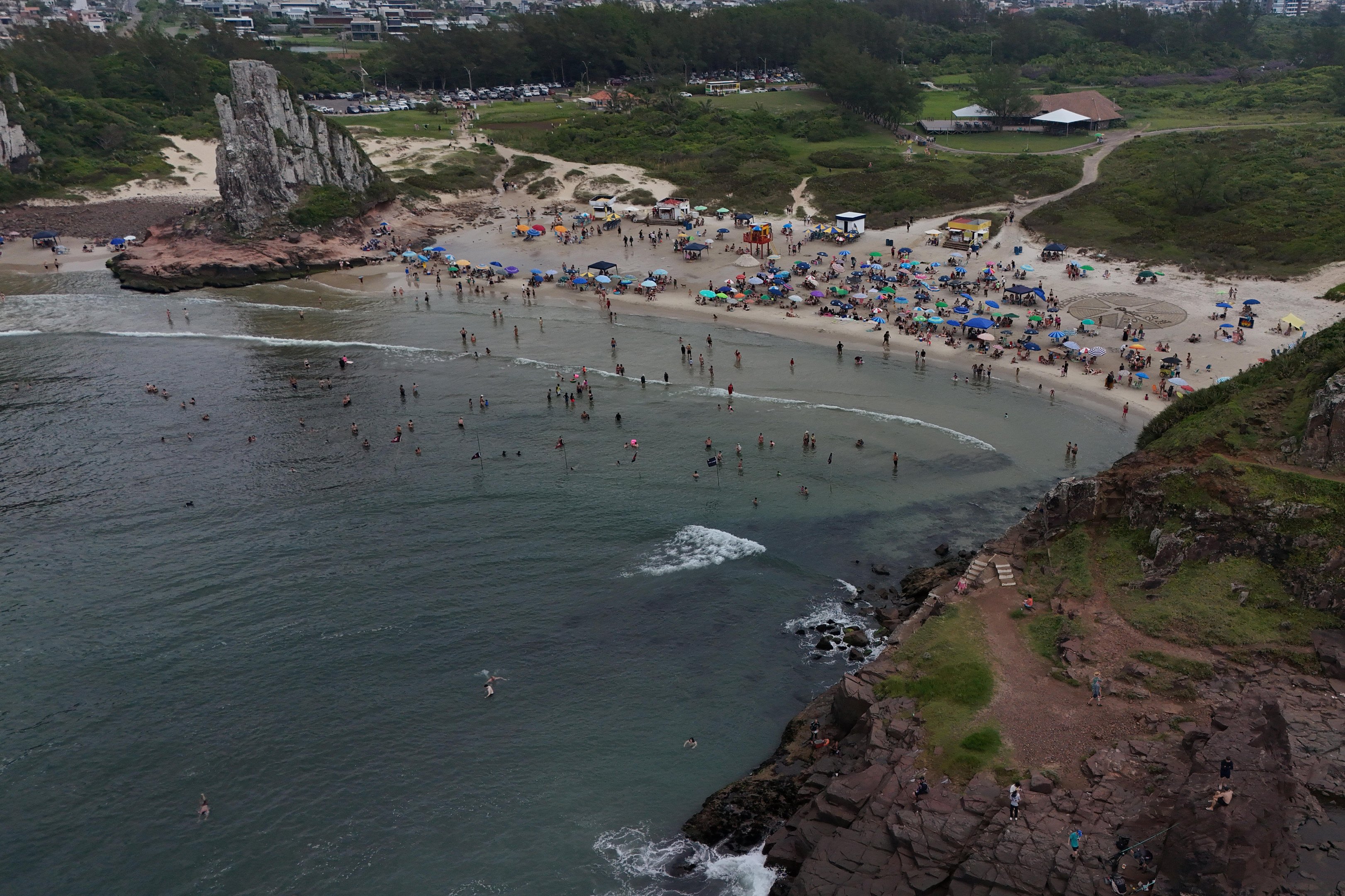Tempo em janeiro: primeiro m&ecirc;s de 2026 promete calor&atilde;o e chuva irregular no RS