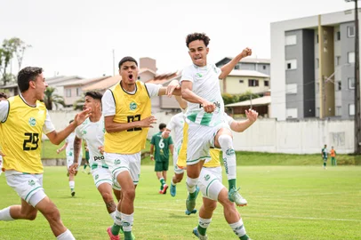 Gauchão sub-20 Juventude chega às semifinais<!-- NICAID(15894284) -->