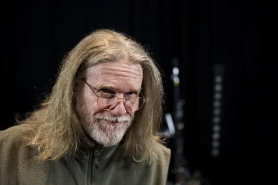 PORTO ALEGRE, RS, BRASIL, 27.09.2023: Humberto Gessinger faz show no Auditorio Araujo Vianna e lanca o disco "Quatro Cantos de um Mundo Redondo". Foto: Camila Hermes/Agencia RBS<!-- NICAID(15553197) -->