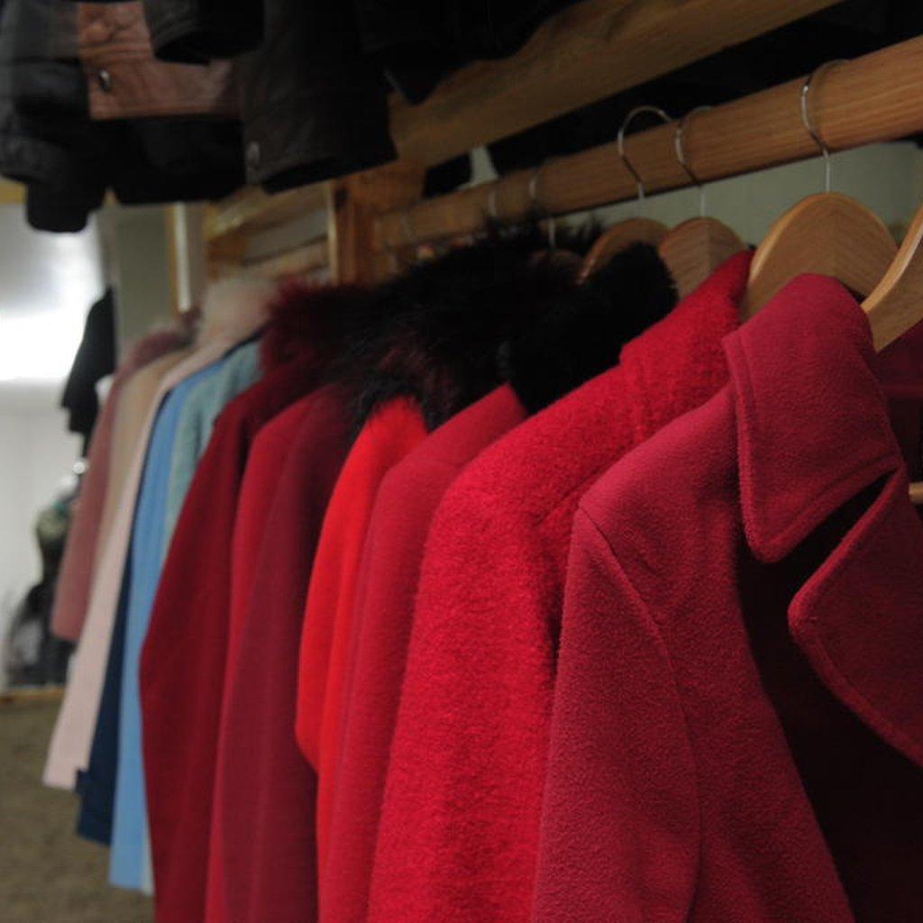 Conceited Hound Bulk De botas a casacos: loja de aluguel de roupas em Gramado é alternativa aos  turistas não habituados com o frio da Serra | Pioneiro