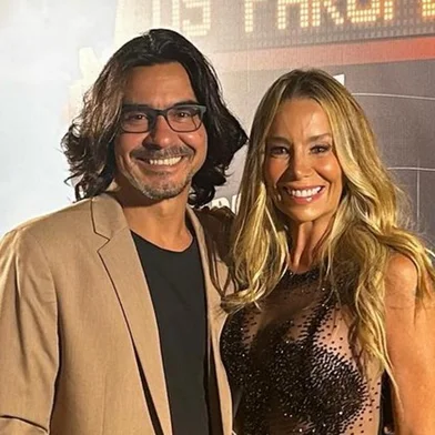 Danielle Winits e André Gonçalves na estreia de Farofeiros 2 em março de 2024<!-- NICAID(15786367) -->