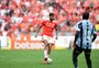 Kaique Rocha lamenta falhas defensivas do Inter: "Eles vieram para jogar no nosso erro"