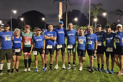 Grupo de corrida caxiense participa de Maratona Internacional de São Paulo. Na 29ª edição da competição, que ocorreu no último domingo (6), contou com atletas de diversas partes do país<!-- NICAID(16012060) -->