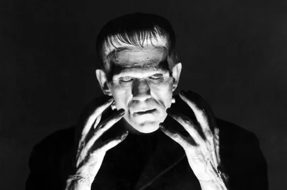 Boris Karloff é Frankenstein<!-- NICAID(11423182) -->