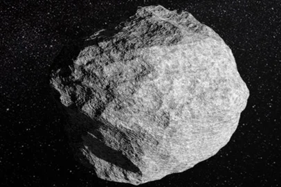 A Terra tem um novo companheiro de rota, e não se trata de uma segunda lua. Astrônomos identificaram um asteroide que há mais de 60 anos se move quase no mesmo compasso do planeta em torno do Sol, seguindo uma trajetória tão próxima que chega a parecer um satélite natural. <!-- NICAID(16157063) -->