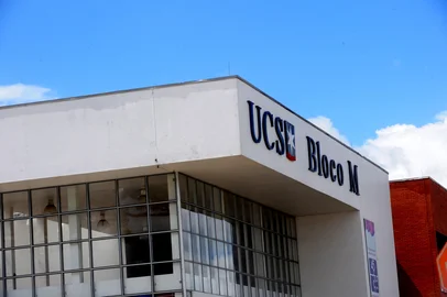 CAXIAS DO SUL, RS, BRASIL (02/02/2017) UCS 50 Anos. Temática do Pioneiro registra o ambiente em que se localiza a Universidade de caxias do Sul. (Roni Rigon/Pioneiro)<!-- NICAID(12717887) -->