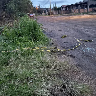 Conforme a Brigada Militar, entre os dois feridos: um está em estado grave e foi trazido para um hospital da Capital.<!-- NICAID(16098108) -->