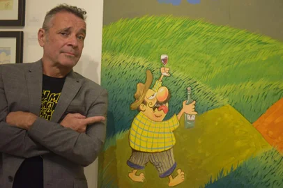 Uma das principais atrações do mês de junho do Polenta Comedy Club, a primeira casa de comédia de Caxias do Sul, será o Boteco do Marcos com a presença do cartunista Carlos Henrique Iotti, criador do personagem Radicci. Pioneiro na valorização das raízes italianas por meio do humor, Iotti baterá um papo, em formato de talk-show com platéia, com o personagem Marcos, interpretado pelo comediante Diogo Severo, um dos idealizadores do Polenta. A conversa será no dia 21 de junho, às 20h45min.<!-- NICAID(15793059) -->