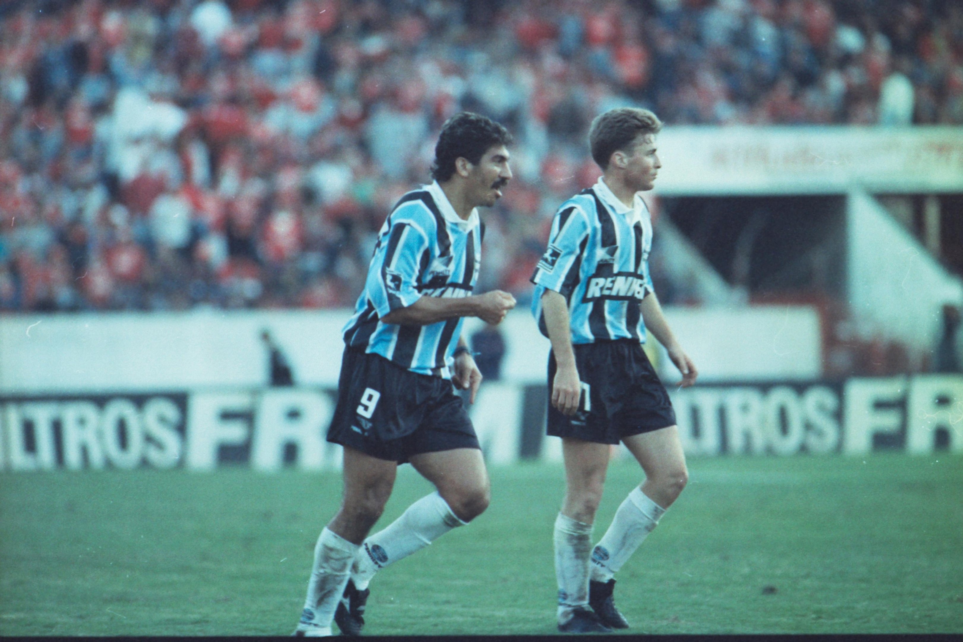 Por onde anda Nildo, ex-Gr&ecirc;mio que marcou gol decisivo no Gre-Nal da final do Gauch&atilde;o de 1995