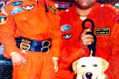 O fotografado é o coronel Romeu Rodrigues da Cruz Neto, do Serviço de Busca, Resgate, e Salvamento com Cães do Corpo de Bombeiros MilitarArquivo pessoal <!-- NICAID(15983653) -->