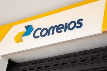 Aposentados e pensionistas podem verificar descontos do INSS nos Correios a partir de hoje: saiba onde ir em o Fundo<!-- NICAID(16048535) -->
