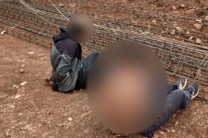 Dupla é presa após furtar materiais de construção de propriedade em obras, em Caxias do Sul.<!-- NICAID(16144762) -->