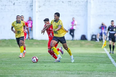 Ypiranga e São Luiz marcam 2x1 no primeiro tempo em rodada do Gauchão em Ijuí