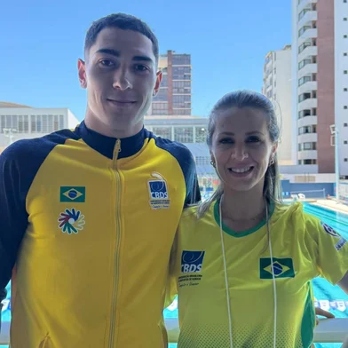 A técnica Daniela Hollweg Gonzalez e o nadador Keuryn Gabriel da Rosa Anelli convocados para a Seleção Brasileira na Surdolimpíadas 2025.<!-- NICAID(16041886) -->