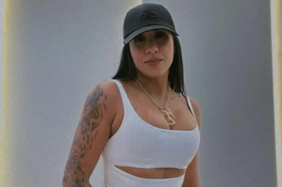 A influenciadora Maria Karollyny Campos Ferreira, conhecida como Karol Digital, foi presa preventivamente nesta sexta-feira (22), em um condomínio de alto padrão em Araguaína, na região norte do Tocantins. Segundo a Polícia Civil, ela é suspeita de participação em um esquema de exploração ilegal de jogos de azar, associação criminosa, lavagem de dinheiro e crime contra a economia popular.<!-- NICAID(16107450) -->